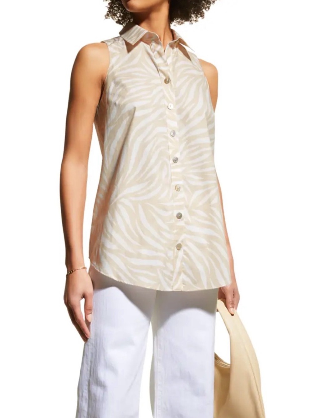 Finley Shelly Sleeveless Button-Down Zebra Print Top in Beige and White Size M